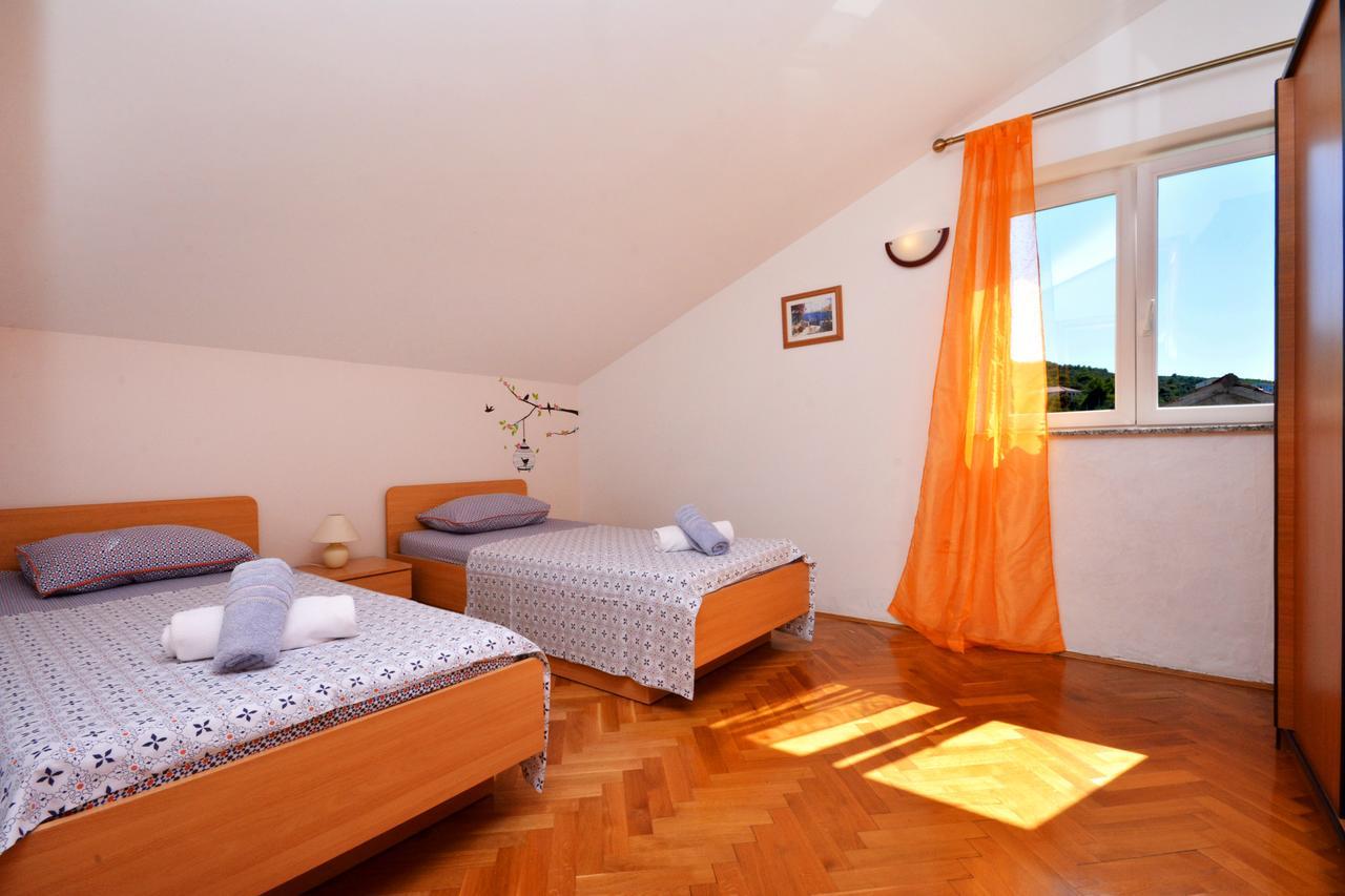 Villa Paris Necujam Bagian luar foto