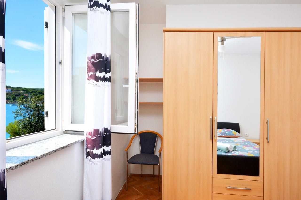 Villa Paris Necujam Bagian luar foto