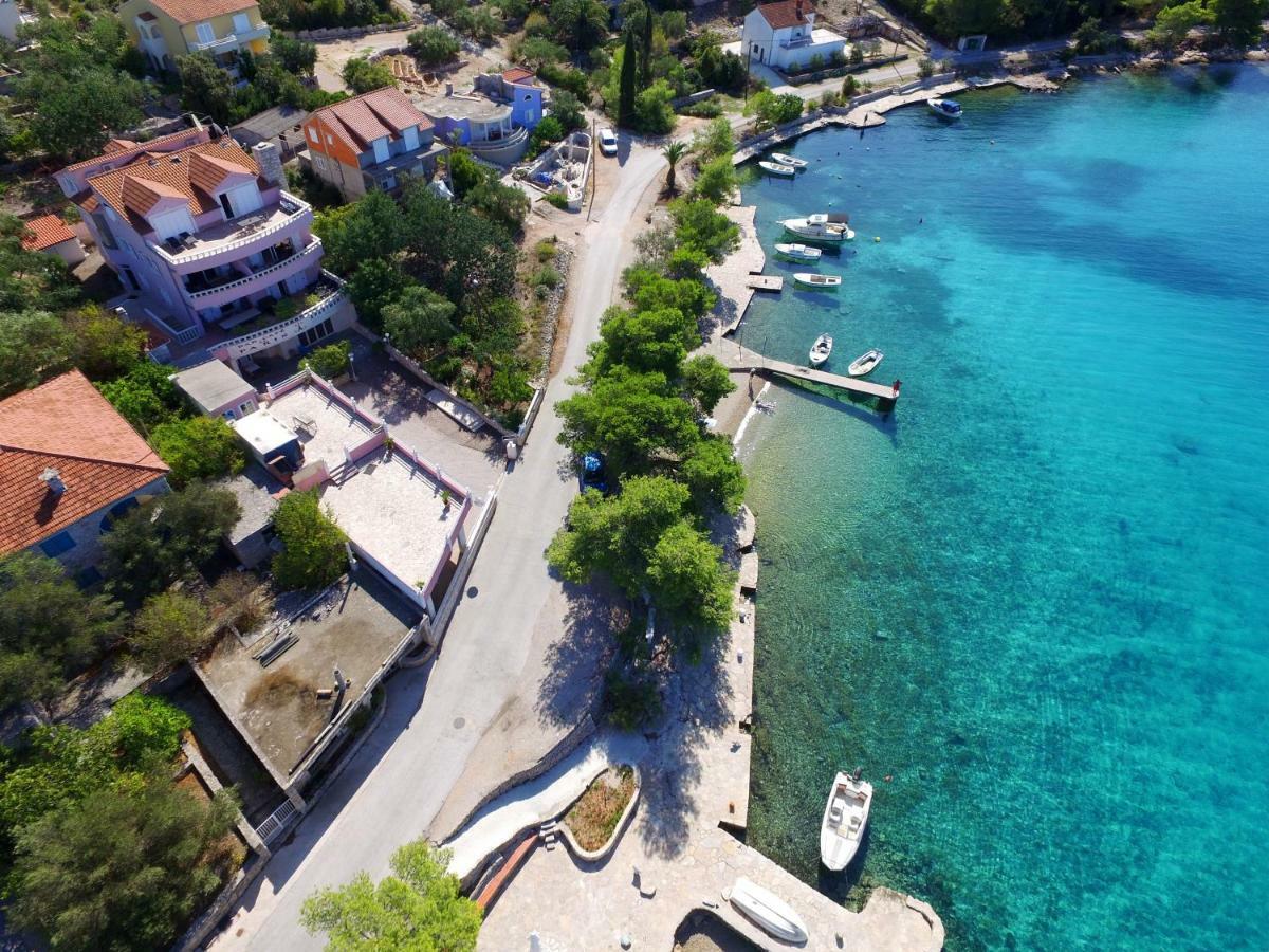 Villa Paris Necujam Bagian luar foto